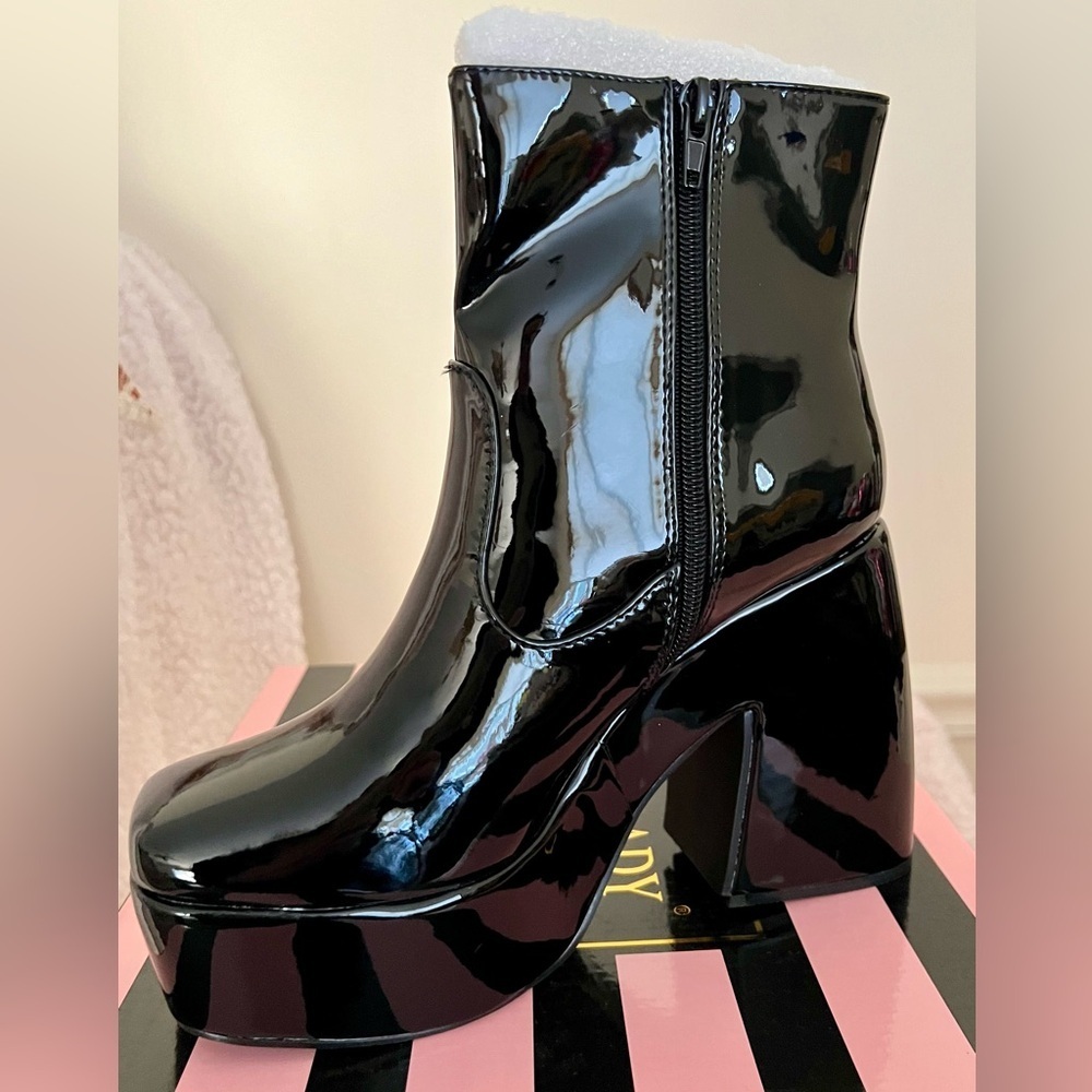 NIB Dolls Kill Lady GoDiva The Final Matrix Platform Ankle Boots Cortex in Black - Picture 3 of 10